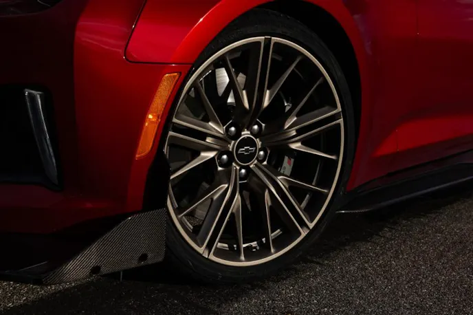 Chevrolet Performance Parts: Tech Bronze Wheels