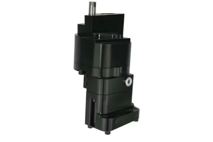 Big-block chevy parts from Moroso (2)