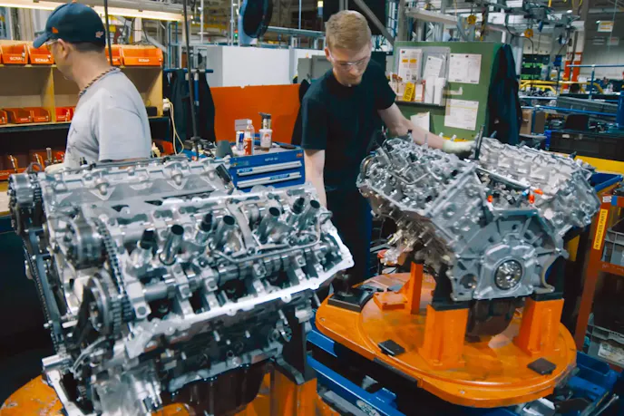 ultra-durable v8 engines for Ford