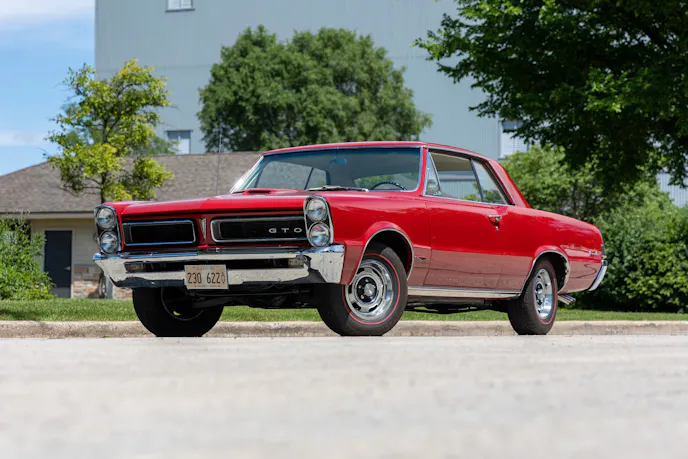 Pontiac GTOs at Mecum Nashville
